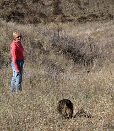 The Coulee Cat Hike Begins in Ernest