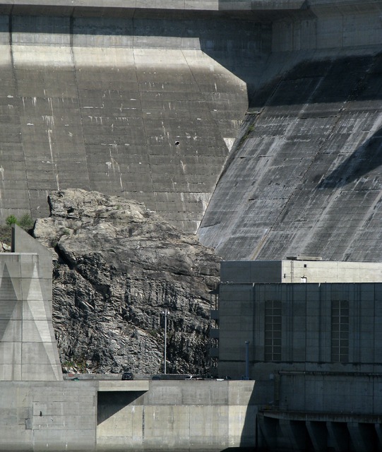 Big Dam Rock