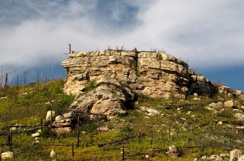 Limestone Cliff Castle on Pennington County Road 233